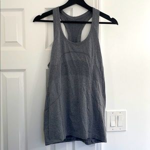 Lululemon workout tank